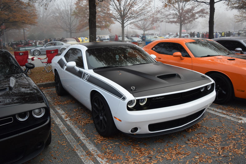 Illustration for article titled I went to Caffeine and Octane this morning and walked around some Challengers ...